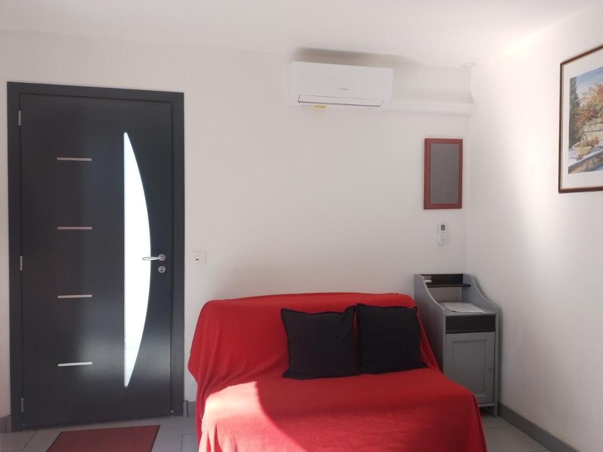 Appartement Le Romarin Mallemort Luaran gambar