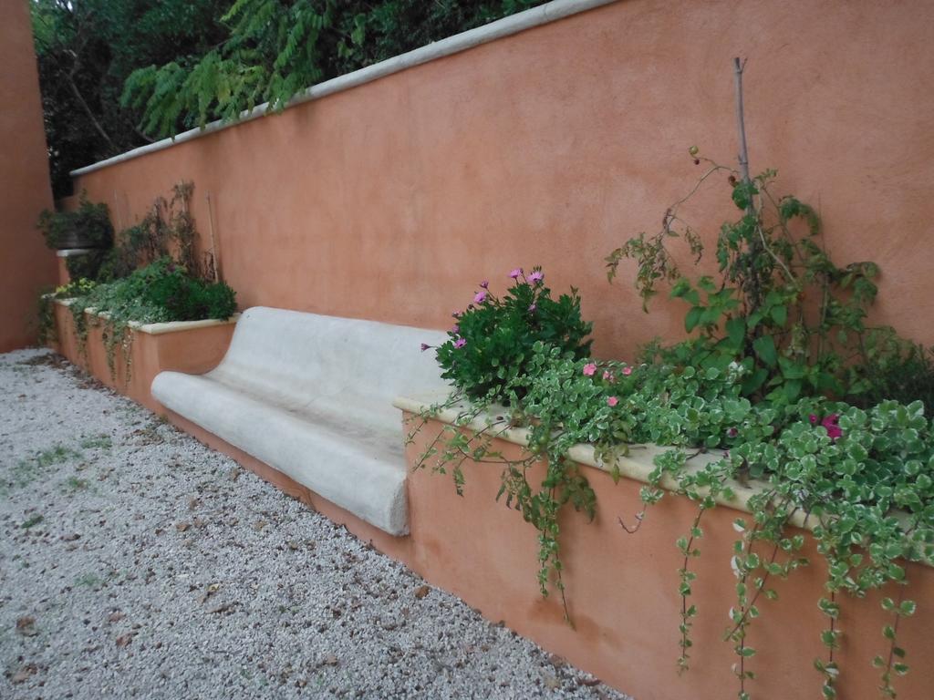 Appartement Le Romarin Mallemort Luaran gambar